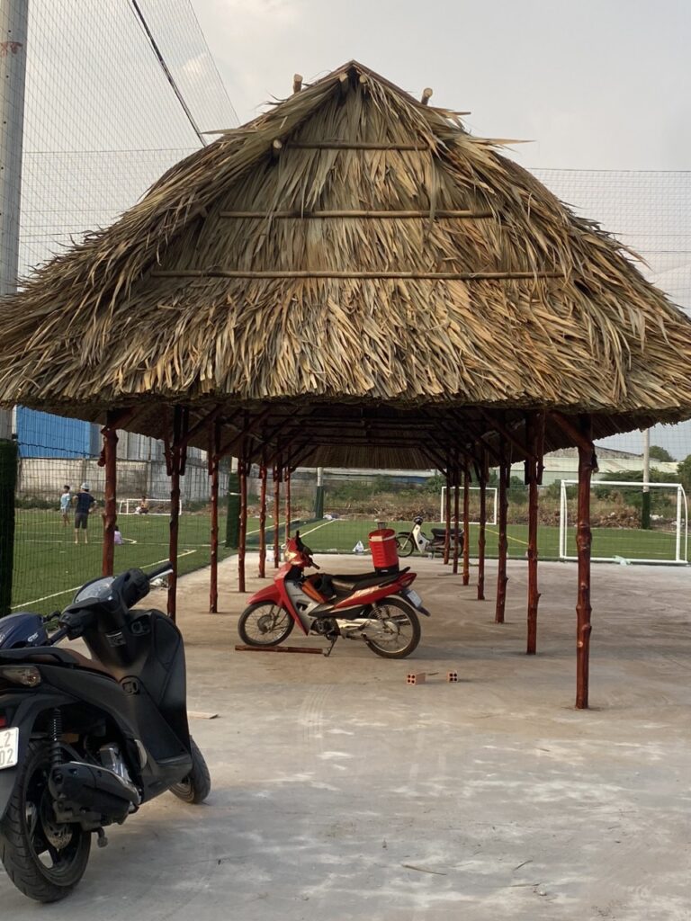 Thi công chòi lá Cần Thơ