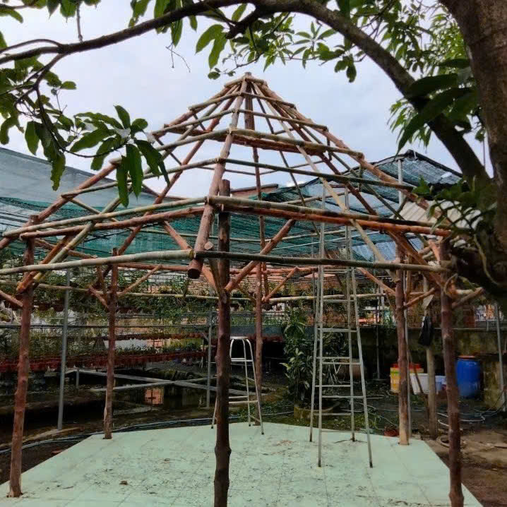 Thi công chòi lá Lâm Đồng
